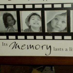 MULTI PHOTO FRAME NEW, NO DAMAGE, HOLDS 4 5 X 7 OR 4X6. , DARK WOOD FRAME